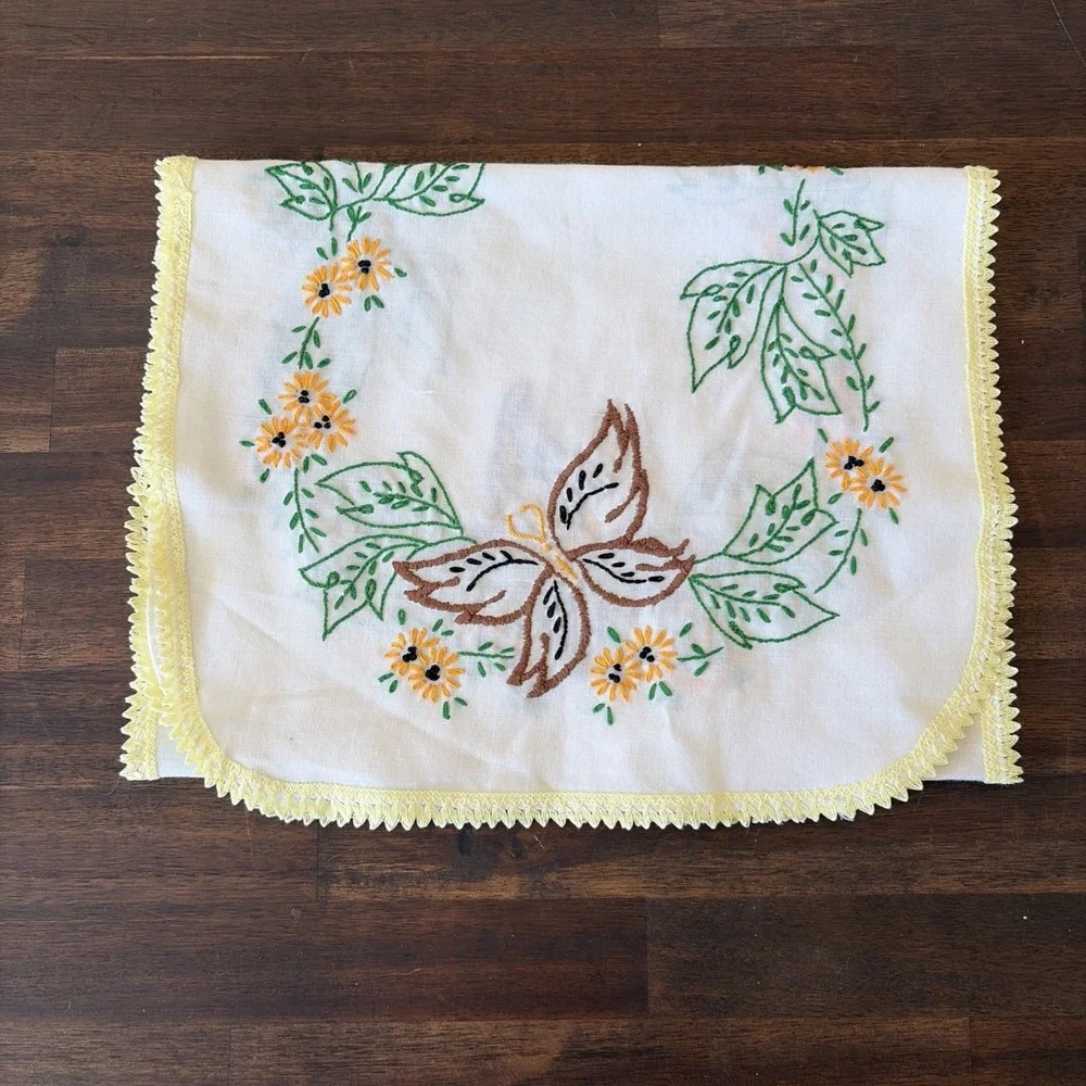 Vintage Floral Hand Embroidered Dollies (2) & Runner Floral Cottagecore Grandma